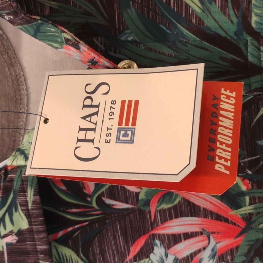 CHAPS Men's Floral Hawaiian Shirt - Picture 3 of 5